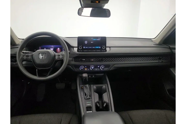 $25998 : Honda Accord 2024 LX 4dr Sed image 9
