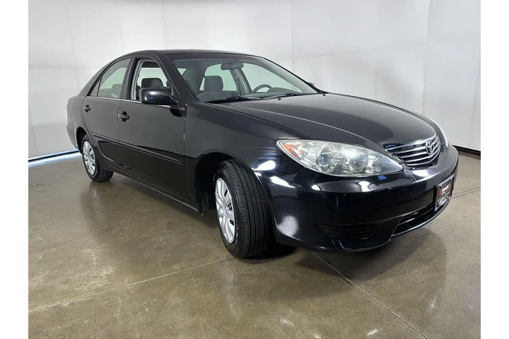 $10000 : 2005 Camry LE image 10