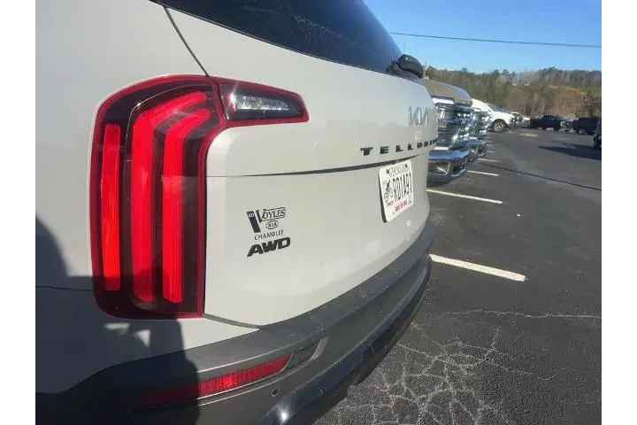 $35990 : Kia Telluride 2022 AWD SX 4d image 4