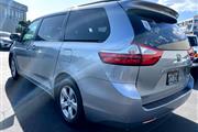 $24995 : 2016 Sienna thumbnail