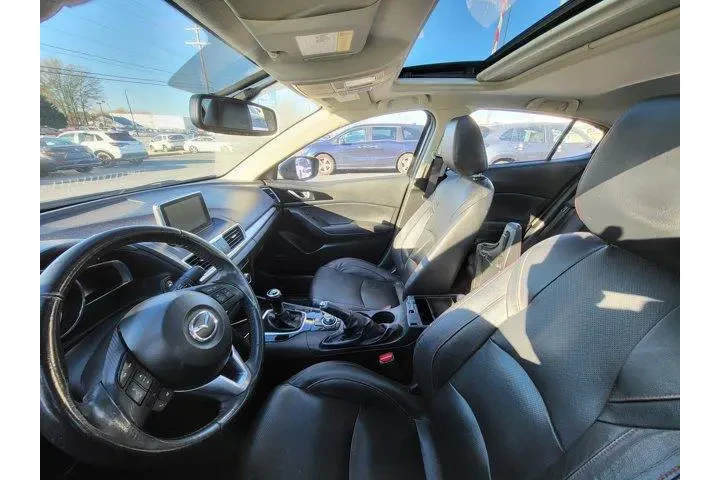 $15403 : Mazda Mazda3 2016 s Grand To image 10