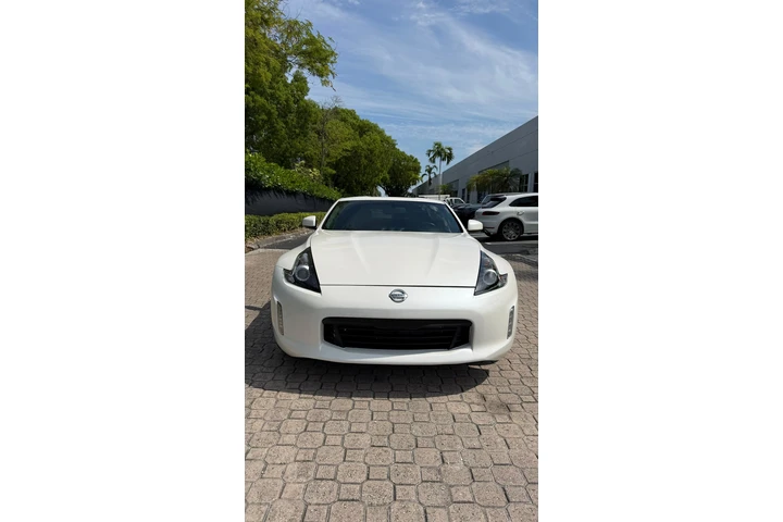 $19999 : Nissan 370Z Sport Touring image 7