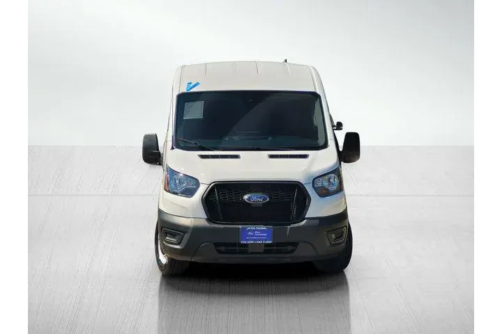 $31385 : Ford Transit 2023 250 3dr SW image 2