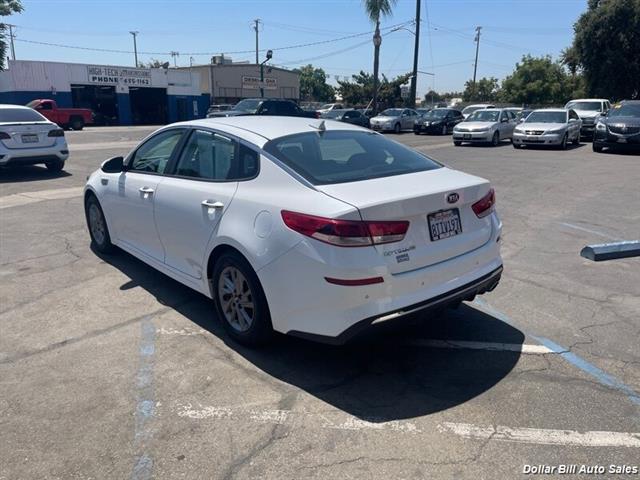 $10550 : 2019 Optima LX Sedan image 5