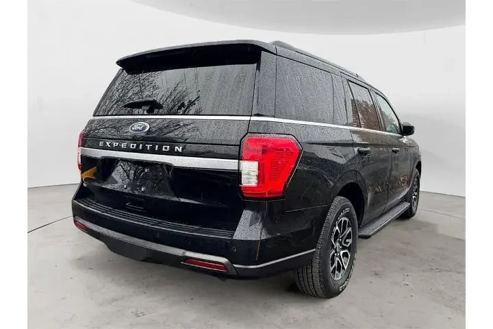$36971 : Ford Expedition 2022 4x4 XLT image 5