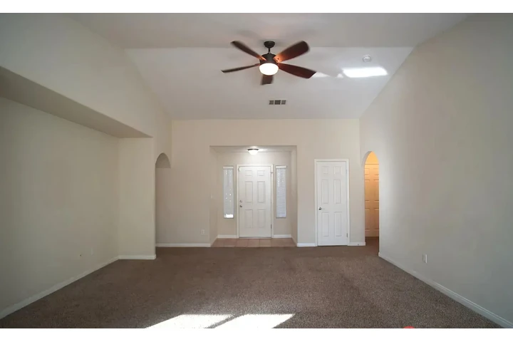 $1050 : stainless steel microwave home image 2