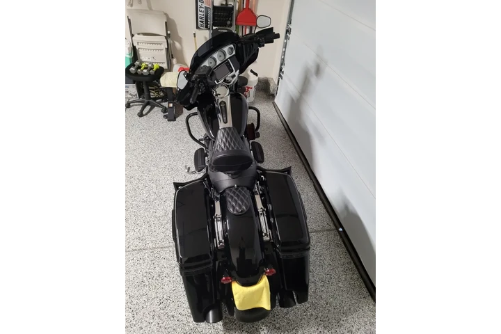 $35000 : 2017 Harley Davidson touring image 8