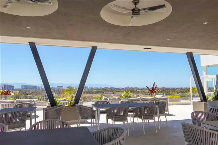 $390000 : Condominio en Puerto Vallarta image 6