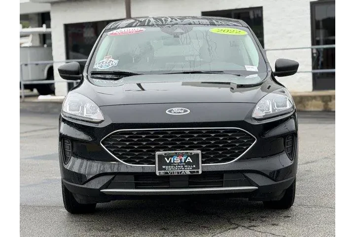 $19995 : Ford Escape 2022 SE 4dr SUV image 2