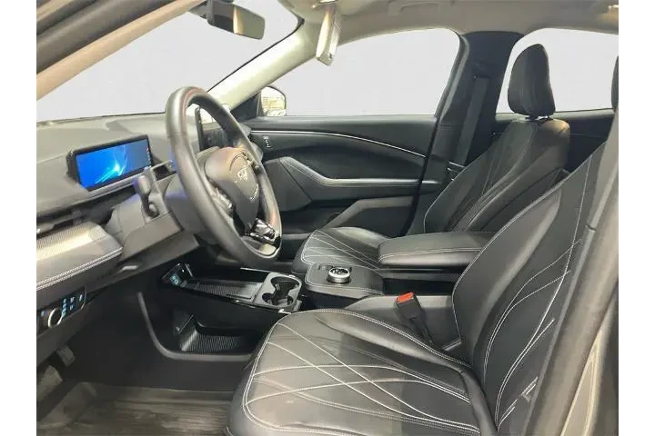 $26375 : Ford Mustang Mach-E 2023 AWD image 9