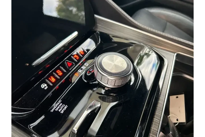 $35271 : Jeep Wagoneer L 2023 4x4 Ser image 8