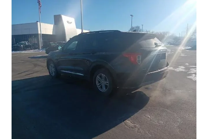 $33000 : Ford Explorer 2024 AWD XLT 4 image 10