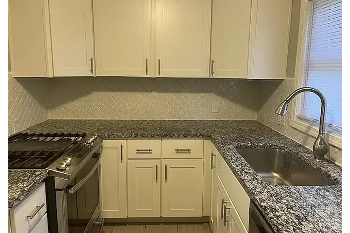 $1025 : HOUSE RENT AVAILABLE IN KANSAS image 6