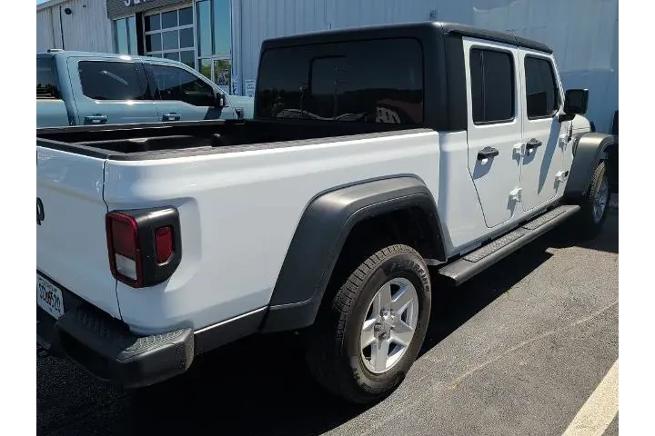 $28978 : Jeep Gladiator 2023 4x4 Spor image 4
