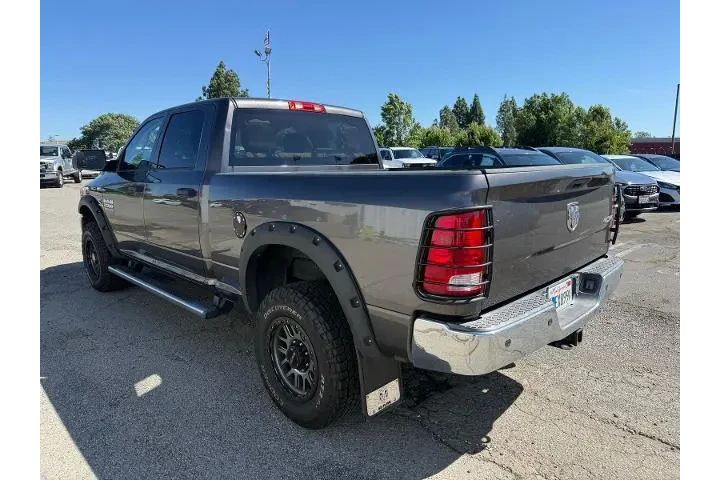 $36000 : Ram 2500 2016 4x4 Tradesman image 3