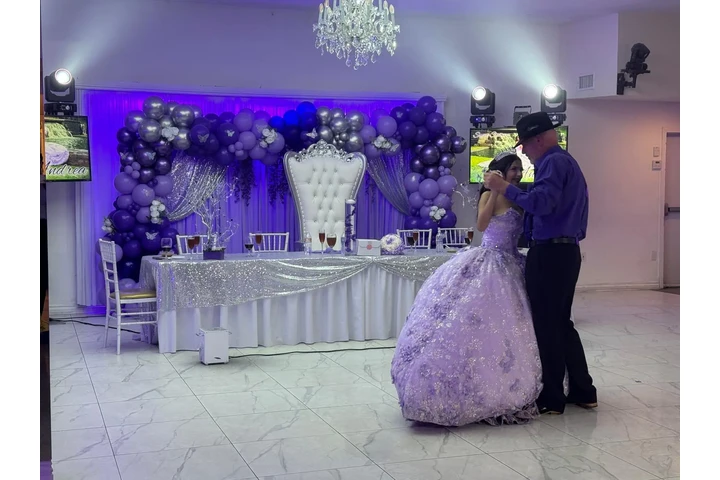 Hermoso salón de fiestas 💐🌷 image 6