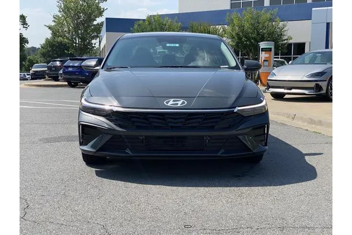 $23417 : Hyundai ELANTRA Hybrid 2025 image 2