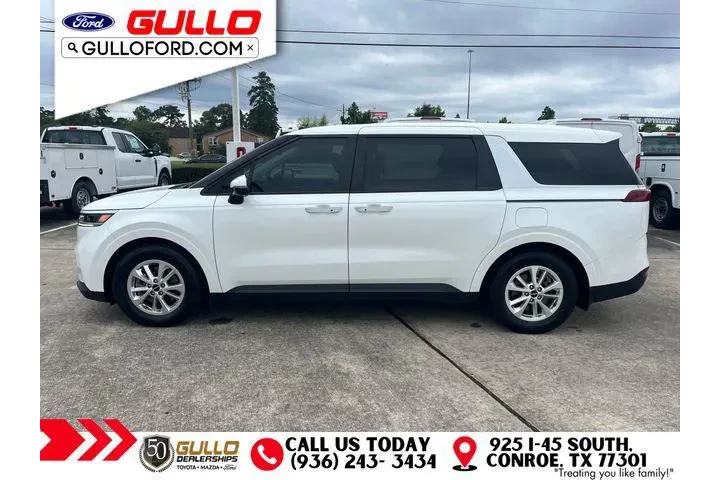 $27991 : Kia Carnival 2023 LX 4dr Min image 4