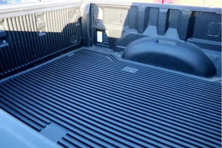 $39000 : Ford F-150 2024 4x4 XLT 4dr image 5