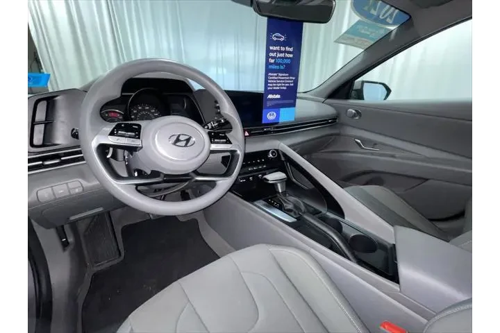 $18995 : Hyundai ELANTRA 2022 SEL 4dr image 3