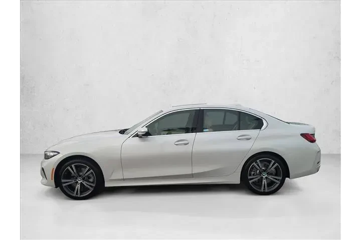 $33444 : BMW 3 Series 2024 330i 4dr S image 9