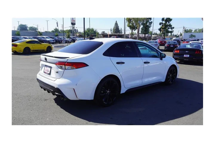 $20984 : 2021 Corolla SE Nightshade Ed image 6