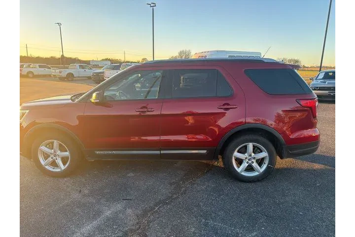 $17900 : Ford Explorer 2019 XLT 4dr S image 6