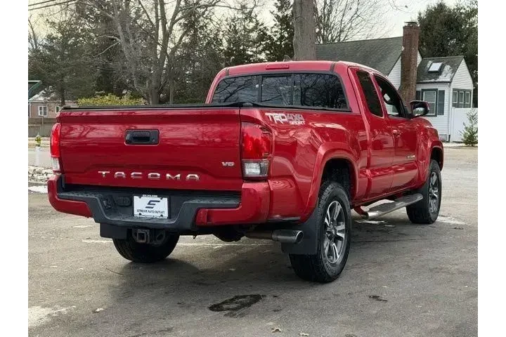 $25895 : Toyota Tacoma 2016 4x4 TRD S image 9