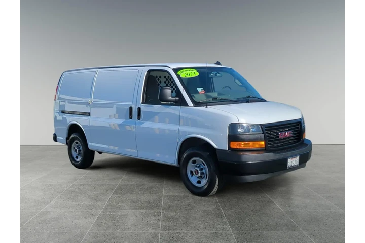 $32257 : GMC Savana 2023 2500 3dr Car image 7