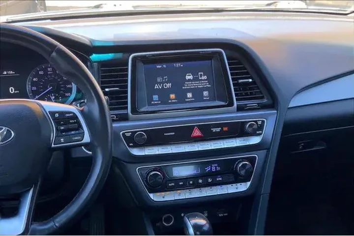 $6981 : Hyundai SONATA 2019 SEL 4dr image 7