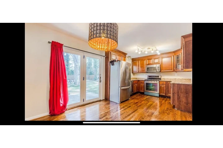 $1795 : SE RENTA , casa familiar image 3