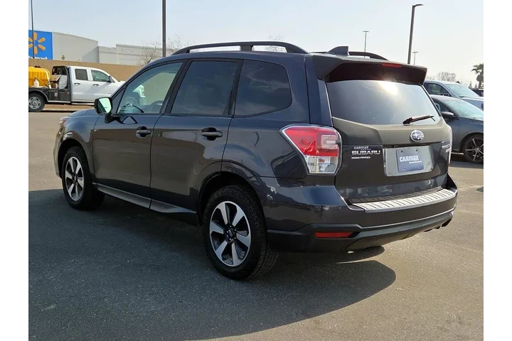 $13599 : Subaru Forester 2017 AWD 2.5 image 7