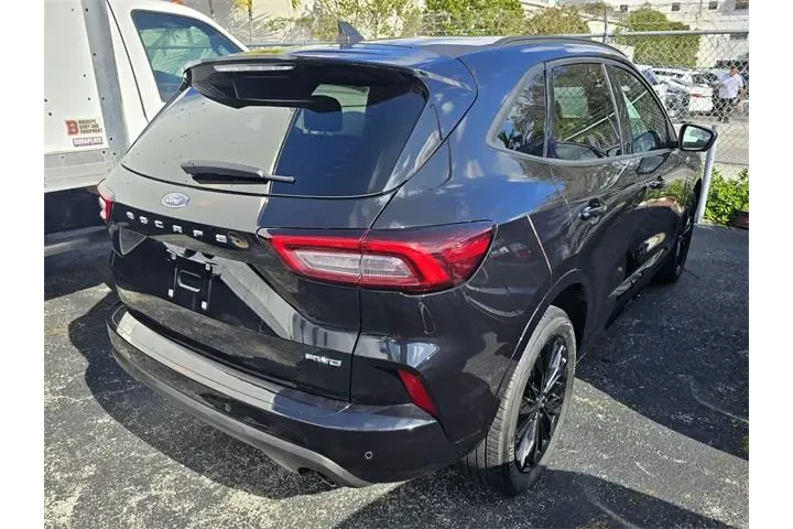 $23990 : Ford Escape 2023 AWD ST-Line image 3