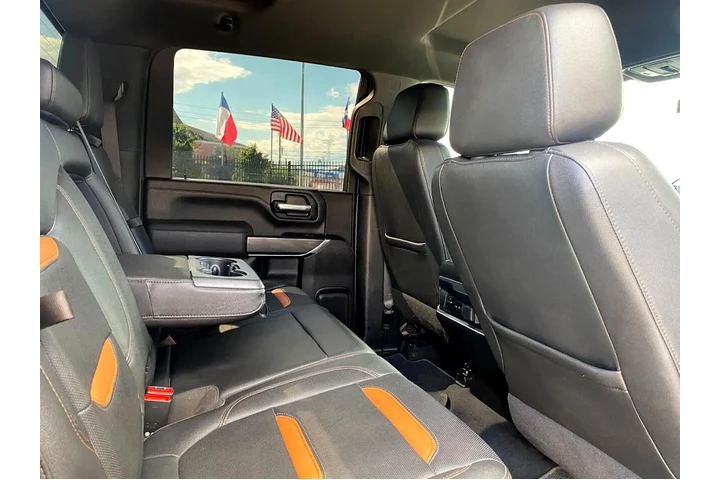 2022 GMC Sierra 2500HD AT4 Cr image 7