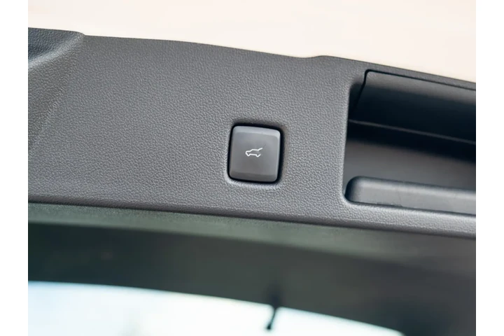 $29223 : 2024 Escape ST-Line image 7