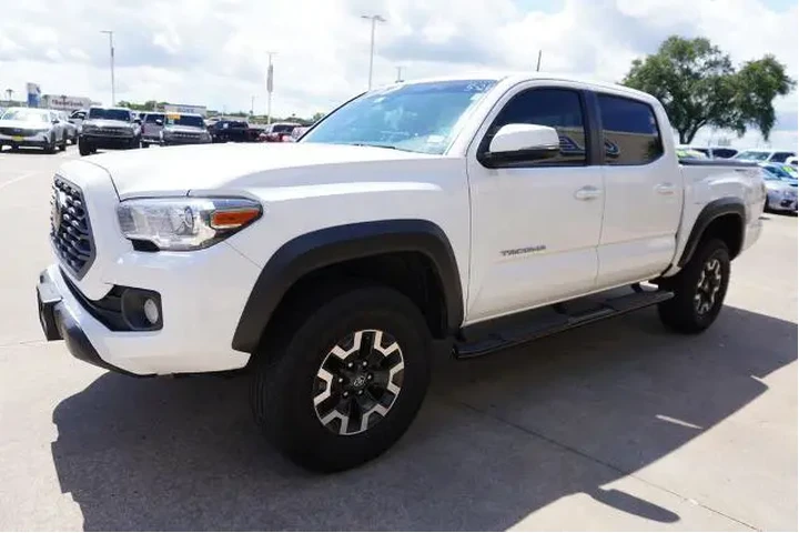 $39725 : Toyota Tacoma 2023 4x4 TRD S image 3