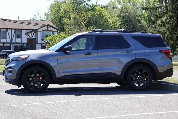 $39495 : Ford Explorer 2022 AWD ST 4d image 10