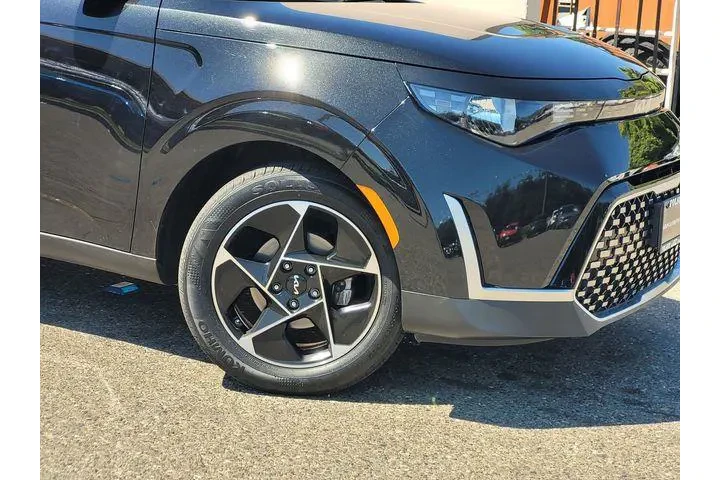 $18658 : Kia Soul 2023 EX 4dr Crossov image 6