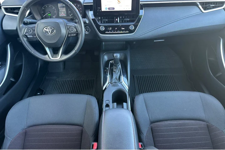 $24500 : Toyota Corolla Hybrid 2024 S image 6