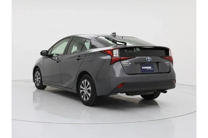 $23998 : Toyota Prius 2022 AWD XLE AW image 2