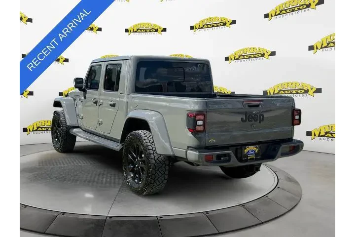$34635 : Jeep Gladiator 2022 4x4 Over image 3