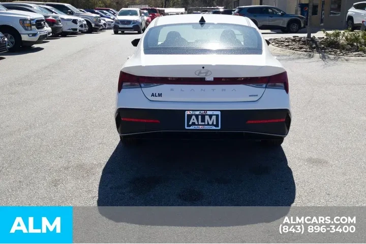 $21420 : Hyundai ELANTRA Hybrid 2025 image 6