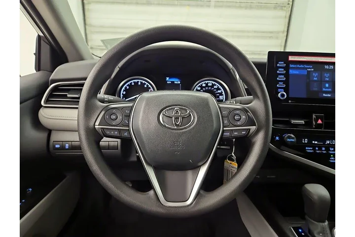 $25998 : Toyota Camry 2024 LE 4dr Sed image 10
