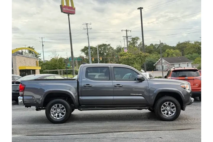 $25495 : 2019 Tacoma SR5 V6 image 8