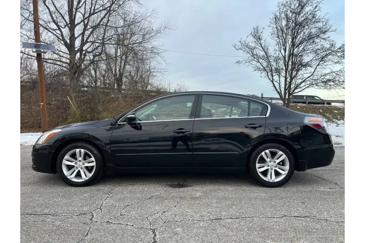 $6299 : 2011 Altima image 4