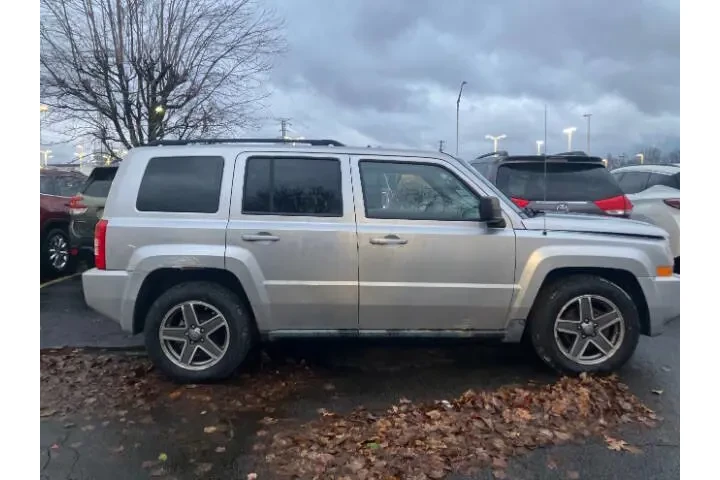 $5500 : 2010 Patriot Sport image 2