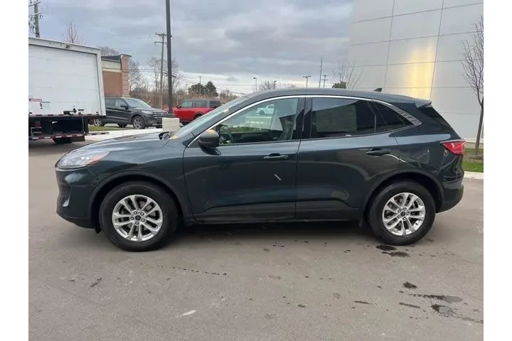 $19938 : Ford Escape 2022 AWD SE 4dr image 8