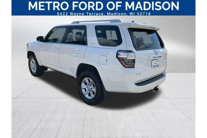 Toyota 4Runner 2015 AWD Limi image 6