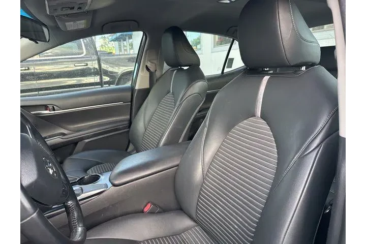 $19997 : Toyota Camry 2019 SE 4dr Sed image 5