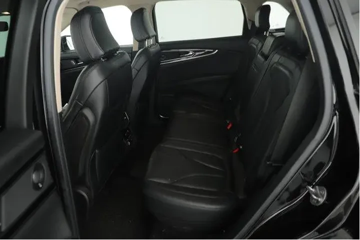 $33994 : Lincoln Nautilus 2023 Reserv image 5